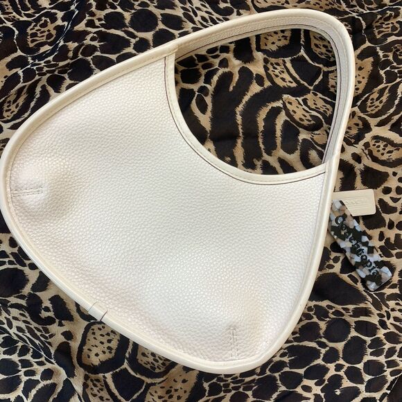 Coach Handbags - COACH Ergo Bag in Coachtopia Leather Cloud White CK112